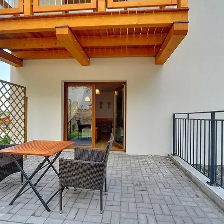 Trevilles - Pod Lasem شقة