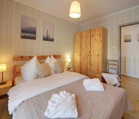 Trevilles - Pod Lasem * شكلارسكا بوريبا