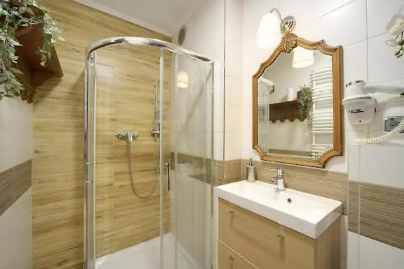 Trevilles - Pod Lasem 아파트